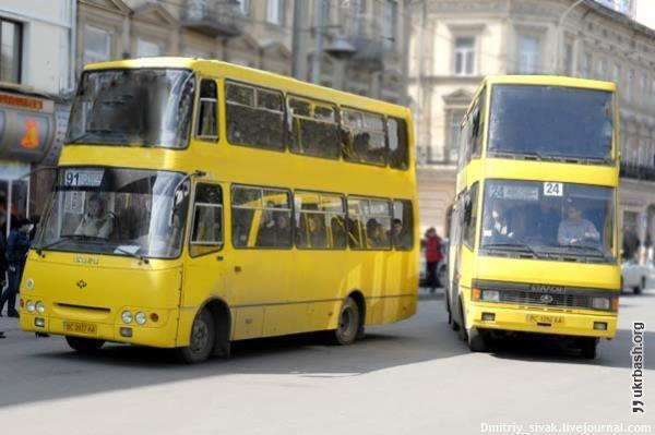 Увеличить А между тем на дорогах Украины - Автобус,