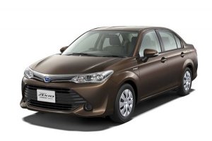 Toyota Corolla Axio и Fielder получили плановое обновление