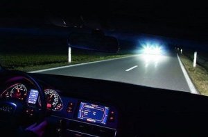 Как научиться безопасно водить в ночное время